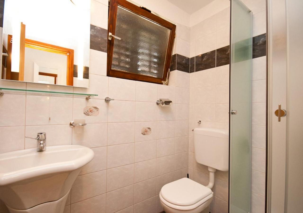 Bozo Apartment