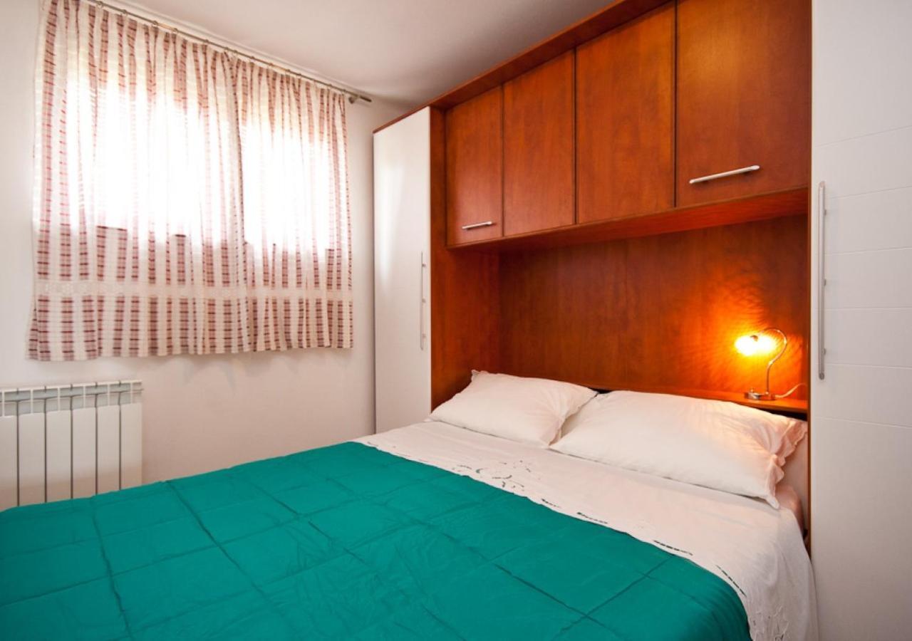 Bozo Apartment
